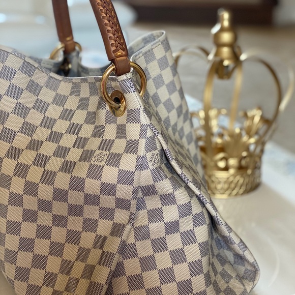 LOUIS VUITTON
Damier Azur Artsy MM - Picture 2 of 5